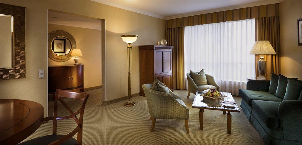 Hotel Renaissance Düsseldorf