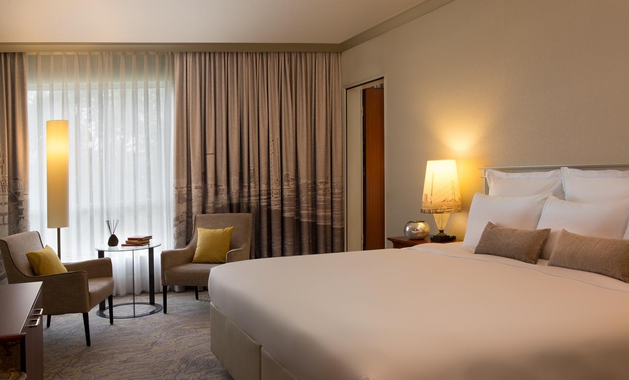 Hotel Renaissance